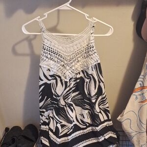 Women's Black and White Crochet Top